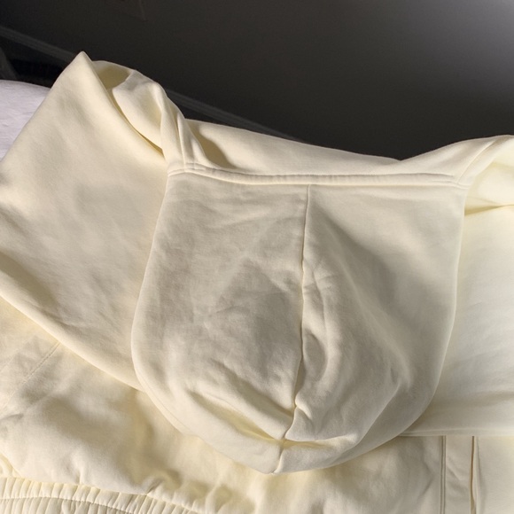 Nike Culture of Basketball
Big Kids' Oversized Pullover Basketball Hoodie - Picture 8 of 10